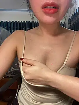 Liisa loveU online show from 10, 4, 2026