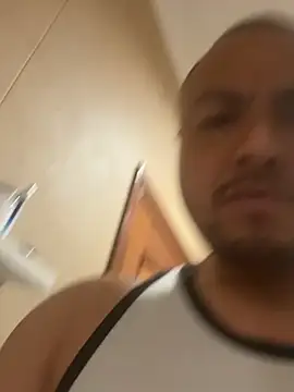 alexandeerr1986 online show from 13, 4, 2026