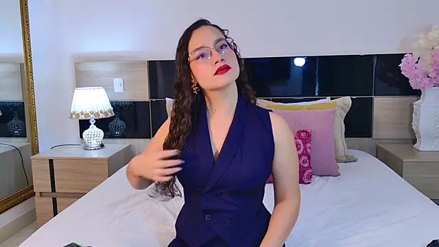 EmmaRicco online show from 29, 4, 2026
