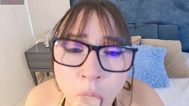 AllyRoux online show from 1, 4, 2026