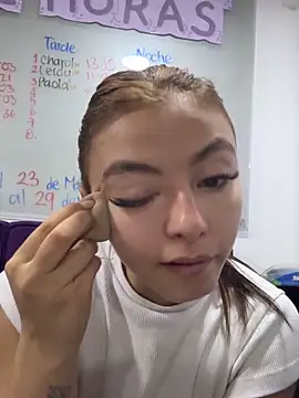   Nahomy online show from 26, 3, 2026