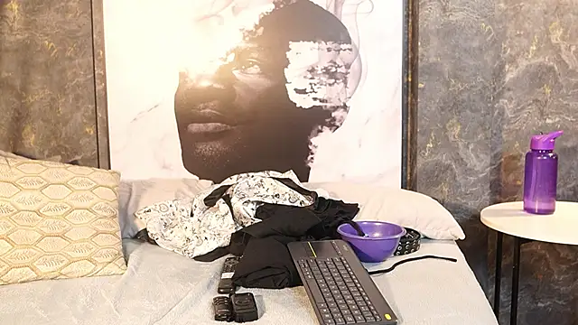 Mia and Belmonth online show from 22, 3, 2026