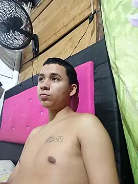 Sophia Noah online show from 4, 3, 2026