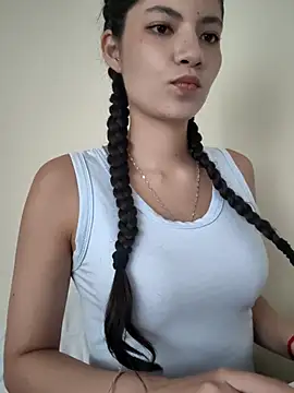 Malia Maccoll online show from 6, 3, 2026