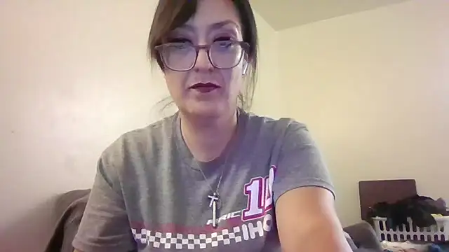 eleanorrox915 online show from 21, 4, 2026