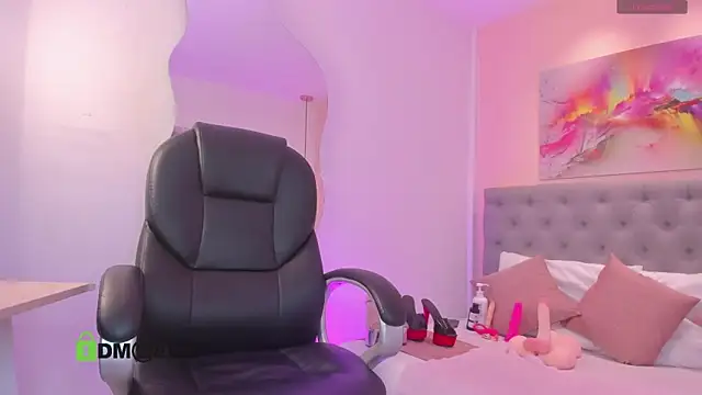 naomy jordan online show from 9, 3, 2026