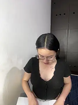 Anni Rose online show from 8, 4, 2026