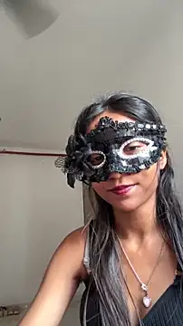 Snapshot of MidnightLoversX chatting on 7, 5, 2026 MidnightLoversX online show from 7, 5, 2026