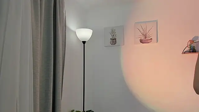 AlaiaRogers online show from 30, 5, 2026