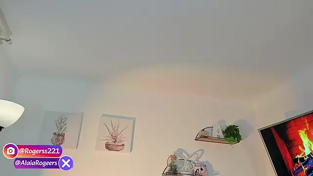 Snapshot of AlaiaRogers chatting on 30, 6, 2026 AlaiaRogers online show from 30, 6, 2026