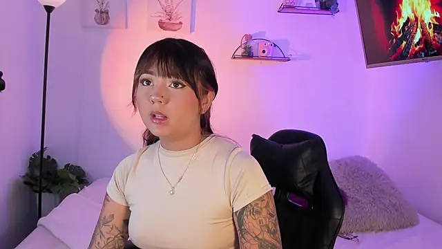 AlaiaRogers online show from 16, 4, 2026