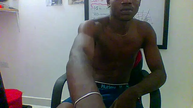 Snapshot of charles_king chatting on 6, 5, 2026 charles king online show from 6, 5, 2026