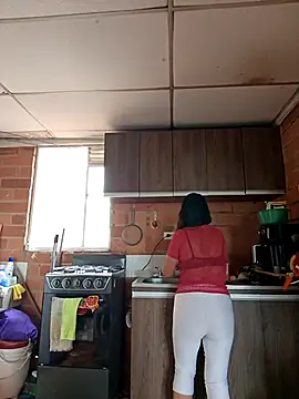 Lucia Rios online show from 6, 4, 2026