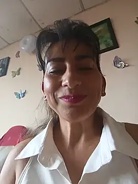 Lucia Rios online show from 25, 5, 2026