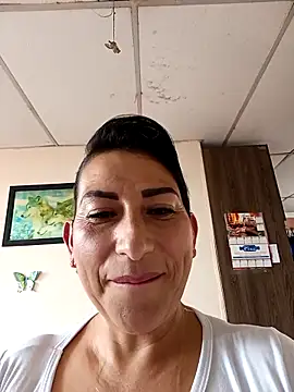 Lucia Rios online show from 9, 3, 2026