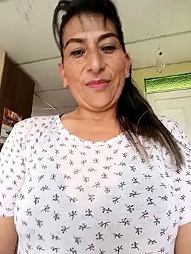 Lucia Rios online show from 4, 4, 2026