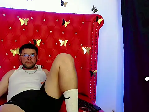 Dominik pleasure online show from 4, 3, 2026