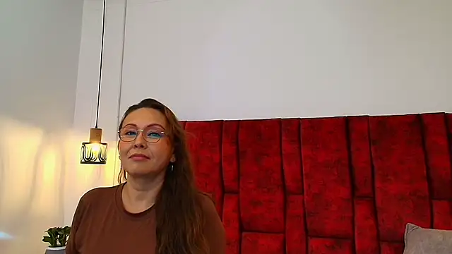 Snapshot of _Monaliza_ chatting on 16, 5, 2026 Monaliza online show from 16, 5, 2026