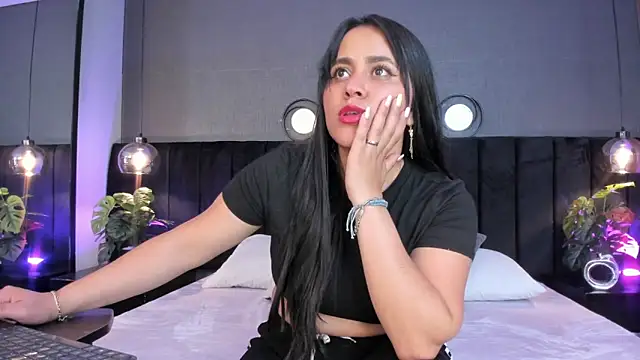 alejandra  garcia online show from 24, 3, 2026