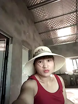 Lilinn  online show from 11, 4, 2026