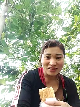 Lilinn  online show from 23, 3, 2026