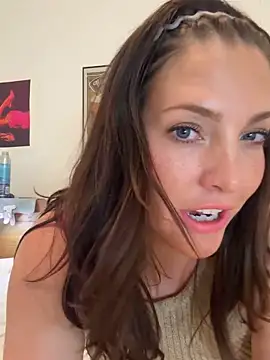 hollyharmd online show from 3, 4, 2026