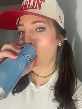 hollyharmd online show from 2, 3, 2026