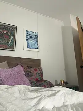 hollyharmd online show from 11, 3, 2026