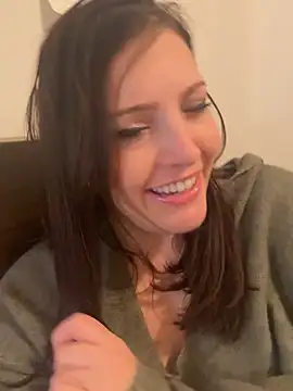 hollyharmd online show from 28, 2, 2026