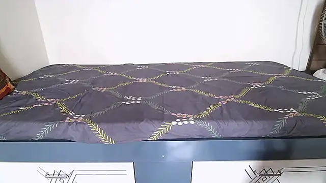 Snapshot of Miss_Sanika chatting on 18, 6, 2026 Miss Sanika online show from 18, 6, 2026
