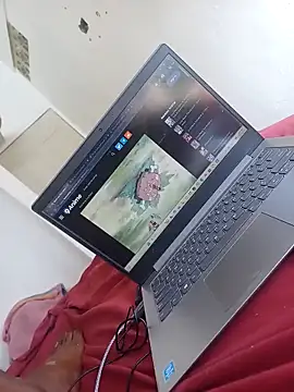 tallneck online show from 10, 4, 2026