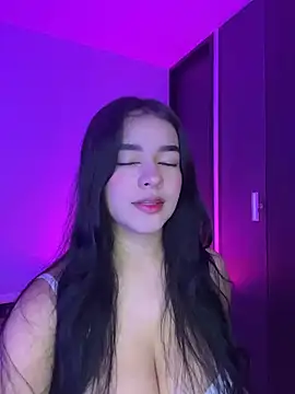 Sophia Wy online show from 28, 3, 2026