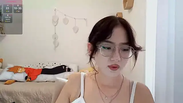 Snapshot of SolvedGlobe chatting on 21, 7, 2026 SolvedGlobe online show from 21, 7, 2026