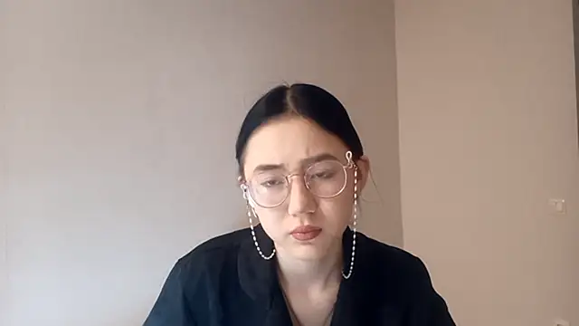 SolvedGlobe online show from 2, 4, 2026