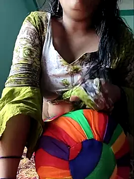 Snapshot of Beauty-3 chatting on 2, 7, 2026 Beauty-3 online show from 2, 7, 2026