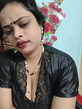 Snapshot of Beauty-3 chatting on 5, 7, 2026 Beauty-3 online show from 5, 7, 2026