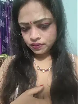 Snapshot of Beauty-3 chatting on 21, 5, 2026 Beauty-3 online show from 21, 5, 2026