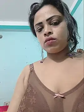 Snapshot of Beauty-3 chatting on 7, 7, 2026 Beauty-3 online show from 7, 7, 2026