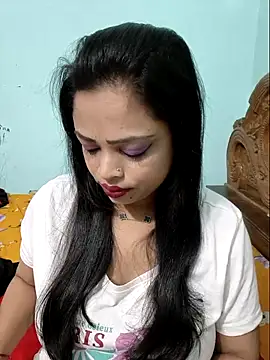 Snapshot of Beauty-3 chatting on 4, 5, 2026 Beauty-3 online show from 4, 5, 2026