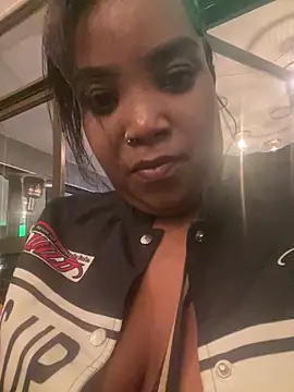 friendlybitch22 online show from 19, 3, 2026