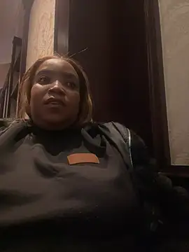 Snapshot of friendlybitch22 chatting on 26, 5, 2026 friendlybitch22 online show from 26, 5, 2026