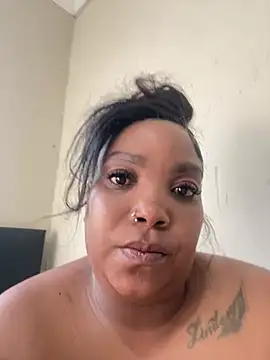 Snapshot of friendlybitch22 chatting on 16, 5, 2026 friendlybitch22 online show from 16, 5, 2026