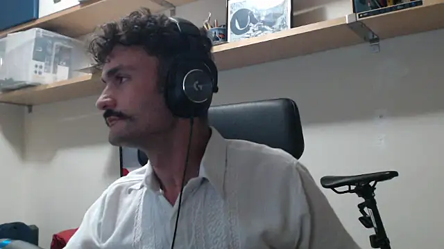 Snapshot of Dannni1 chatting on 11, 6, 2026 Dannni1 online show from 11, 6, 2026