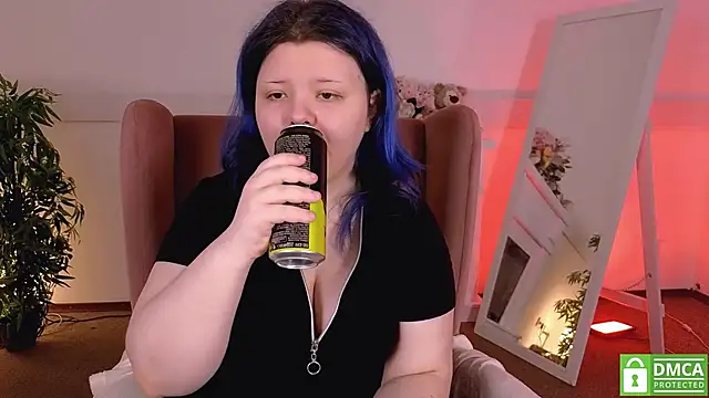 Lunaar  online show from 24, 3, 2026