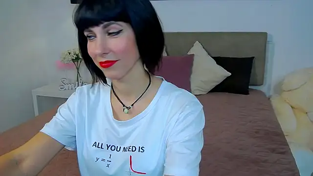 Snapshot of HeidieRaven chatting on 6, 5, 2026 HeidieRaven online show from 6, 5, 2026