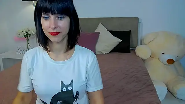 HeidieRaven online show from 15, 4, 2026