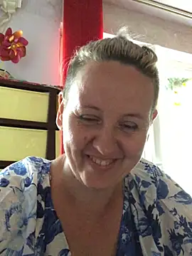 SofiaAmour online show from 3, 8, 2026