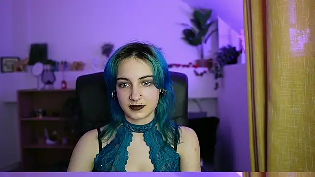 stacy  x3 online show from 18, 4, 2026