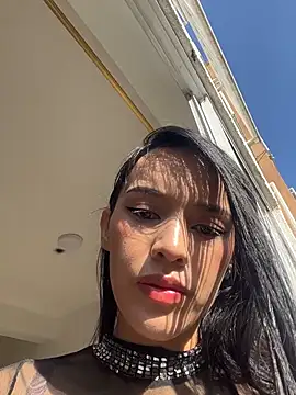 Mia-villalobos online show from 7, 3, 2026