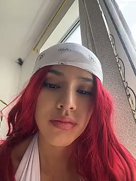 Mia-villalobos online show from 22, 5, 2026